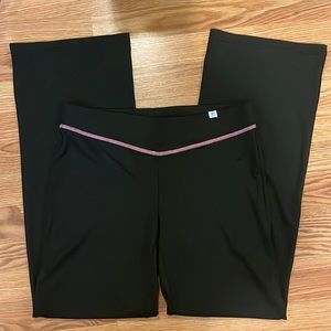 Gap yoga pants.